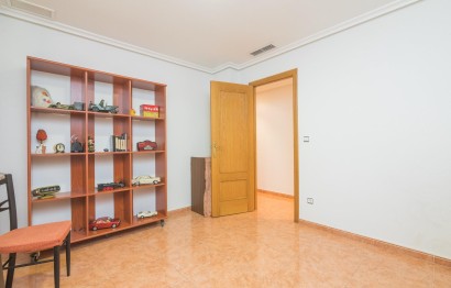 Reventa - Apartamento / piso - Elche - Plaza Crevillente