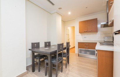 Reventa - Apartamento / piso - Elche - Centro