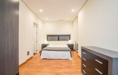 Reventa - Apartamento / piso - Elche - Centro