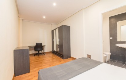 Reventa - Apartamento / piso - Elche - Centro