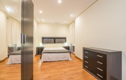 Reventa - Apartamento / piso - Elche - Centro