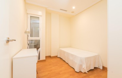 Reventa - Apartamento / piso - Elche - Centro