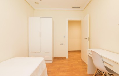 Reventa - Apartamento / piso - Elche - Centro