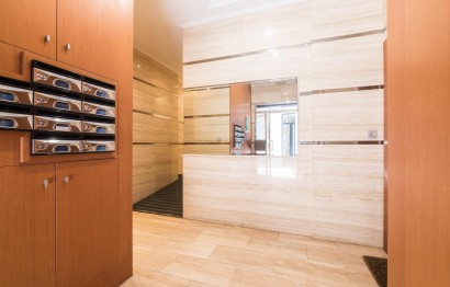 Reventa - Apartamento / piso - Elche - Centro