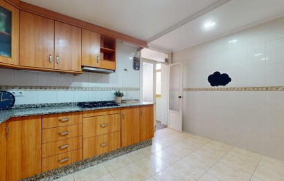 Resale - Apartment - Elche - Corazon de Jesus