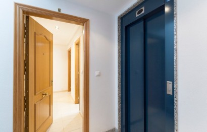Reventa - Apartamento / piso - Santa Pola - Casco urbano