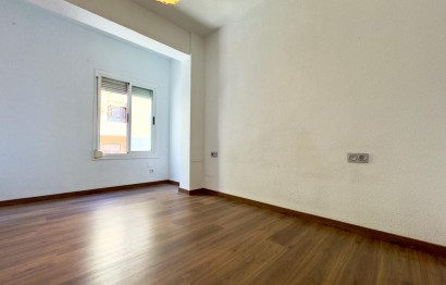 Resale - Apartment - Elche - Asilo - Pisos Azules