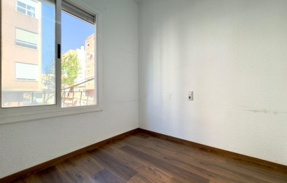 Resale - Apartment - Elche - Asilo - Pisos Azules