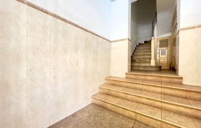Resale - Apartment - Elche - Asilo - Pisos Azules
