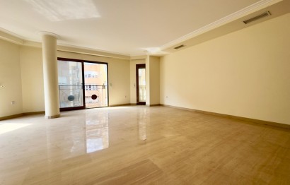 Revente - Apartment - Elche - Center