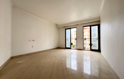 Revente - Apartment - Elche - Center