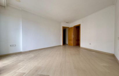Revente - Apartment - Elche - Center