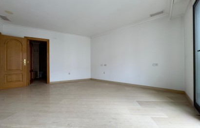 Revente - Apartment - Elche - Center
