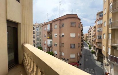 Revente - Apartment - Elche - Center
