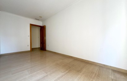 Revente - Apartment - Elche - Center