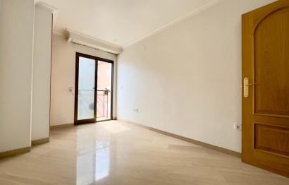 Revente - Apartment - Elche - Center
