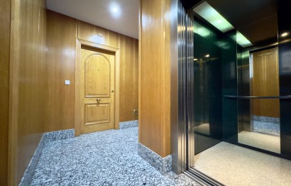 Revente - Apartment - Elche - Center