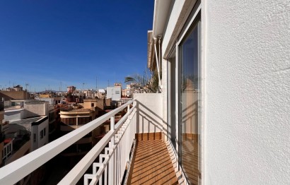 Reventa - Ático - Elche - Centro
