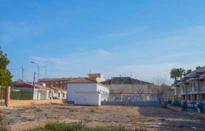 Resale - Plot / Land - Pilar de la Horadada - PILAR DE LA HORADADA