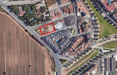 Resale - Plot / Land - Pilar de la Horadada - PILAR DE LA HORADADA