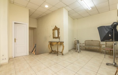 Revente - Commercial - Elche - Center