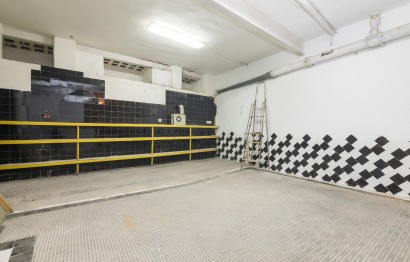 Revente - Commercial - Elche - Center