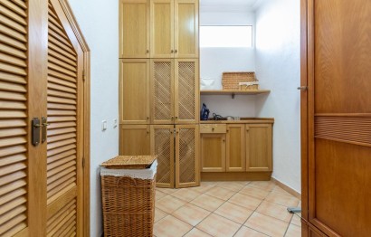 Reventa - Apartamento / piso - Hondón de las Nieves