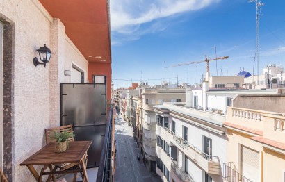 Reventa - Apartamento / piso - Elche - Centro