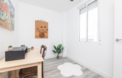 Reventa - Apartamento / piso - Elche - Centro