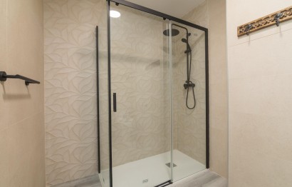 Reventa - Apartamento / piso - Elche - Centro