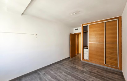 Reventa - Apartamento / piso - Elche Pedanías - Centro