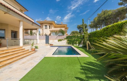 Reventa - Villa - Torrellano - Centro