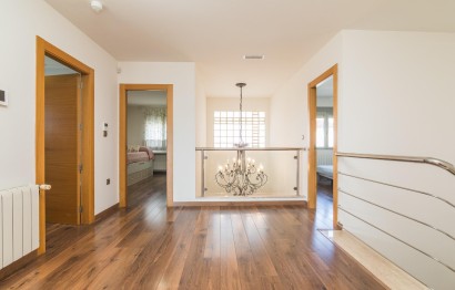 Reventa - Villa - Torrellano - Centro