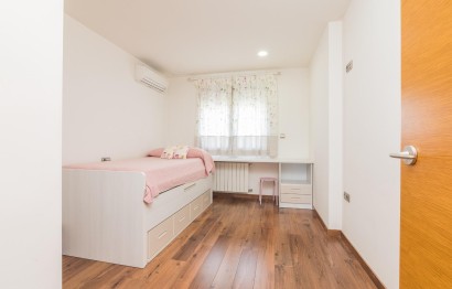 Reventa - Villa - Torrellano - Centro
