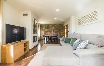 Reventa - Villa - Torrellano - Centro
