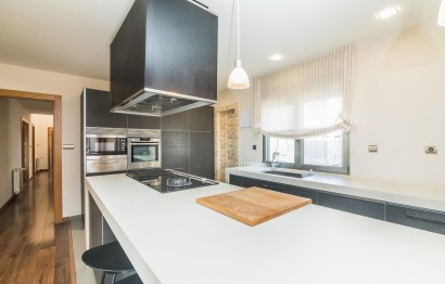 Reventa - Villa - Torrellano - Centro