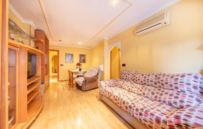 Reventa - Apartamento / piso - Benidorm - Colonia Madrid