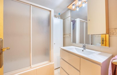 Reventa - Apartamento / piso - Benidorm - Colonia Madrid