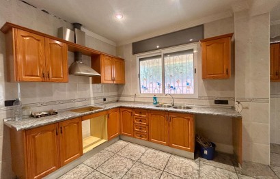 Reventa - Chalet - Elche - Sant Antón-Ciudad Jardín