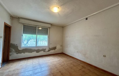 Reventa - Chalet - Elche - Sant Antón-Ciudad Jardín