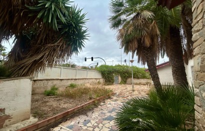 Reventa - Chalet - Elche - Sant Antón-Ciudad Jardín