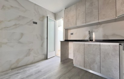 Reventa - Apartment - Aspe - Centro