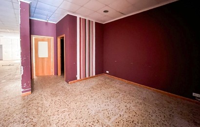 Revente - Commercial - Muro de Alcoy - Centro