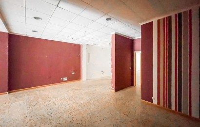 Revente - Commercial - Muro de Alcoy - Centro