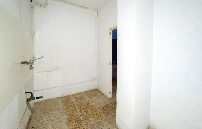 Revente - Commercial - Muro de Alcoy - Centro