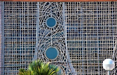 Reventa - Plot - Alicante - Babel
