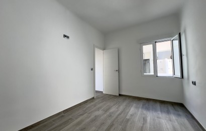 Reventa - Apartment - Aspe - Centro