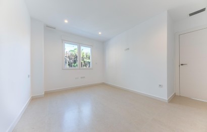 Resale - Villa - Elche Pedanías - PEÑA DE LAS AGUILAS