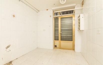 Reventa - Comercial - Torrellano - Centro