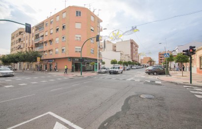Reventa - Comercial - Torrellano - Centro